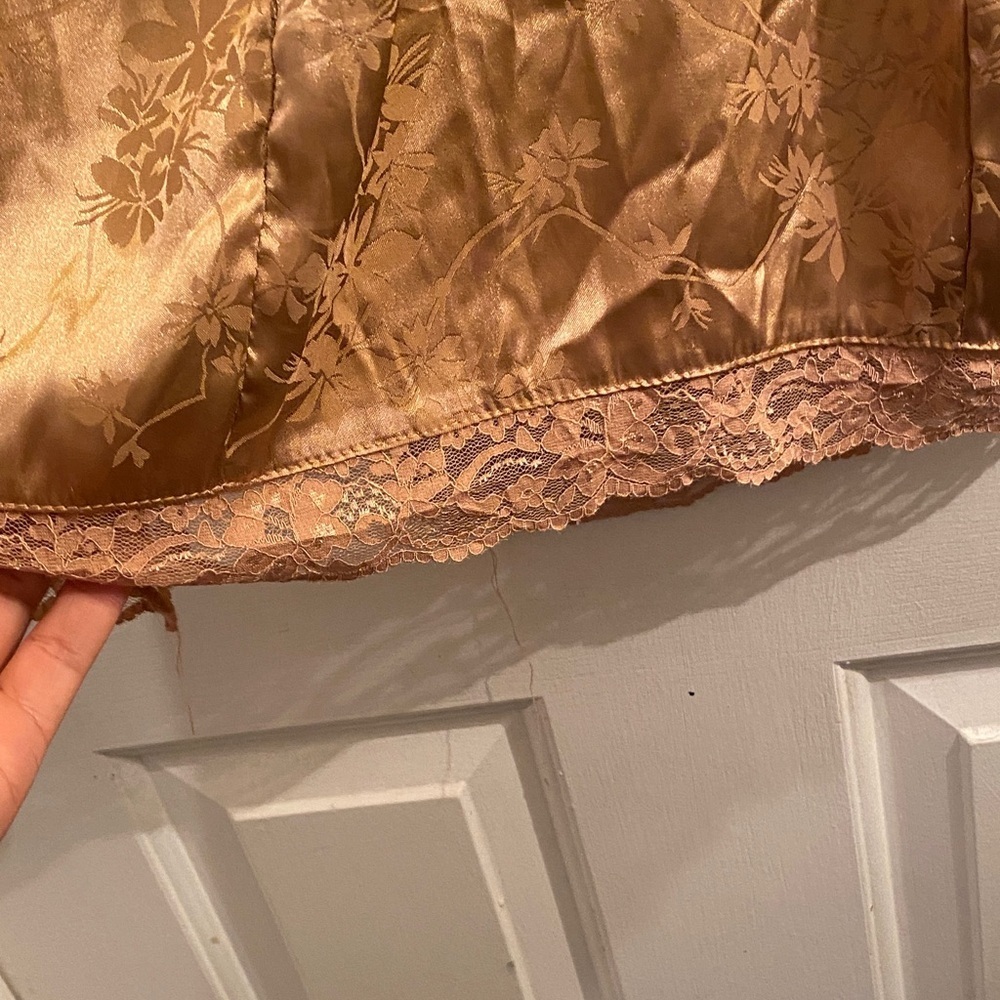 ❤️SHEIN Satin Brown Blouse with Lace Detail - Picture 8 of 8